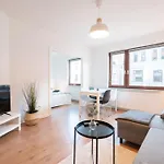 Апартаменти Exklusive 2-zimmer Neustadt 6